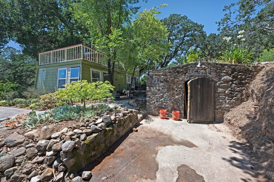 More Photos Of 125 Cristo Ln, Santa Rosa Specialty For Sale