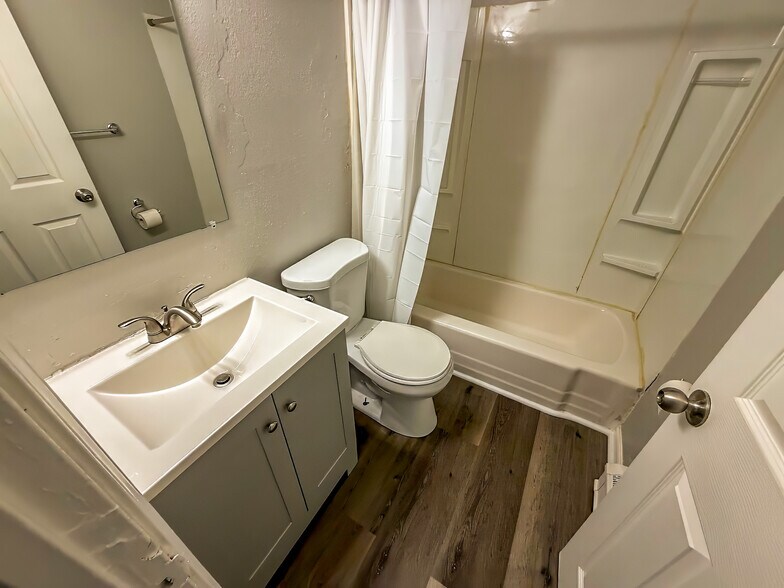 More Photos Of 1418 W Mitchell St, Milwaukee Apartments For Sale