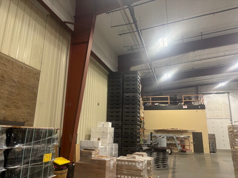 More Photos Of 63275 E. Jacobs Road, Benton City Food Processing For Lease