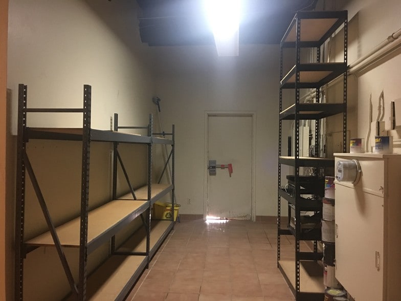 More Photos Of 1375 S De Anza Blvd, Cupertino Restaurant For Sale