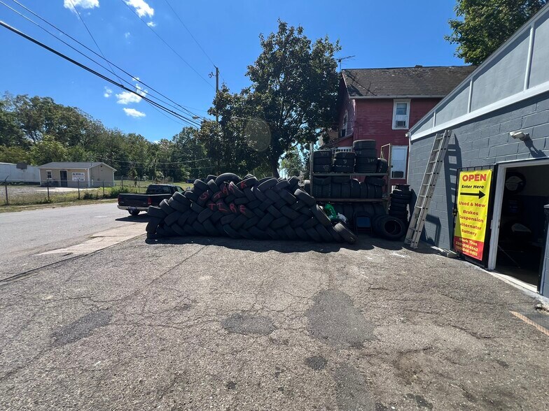 More Photos Of 612 12th St NE, Canton Industrial For Sale