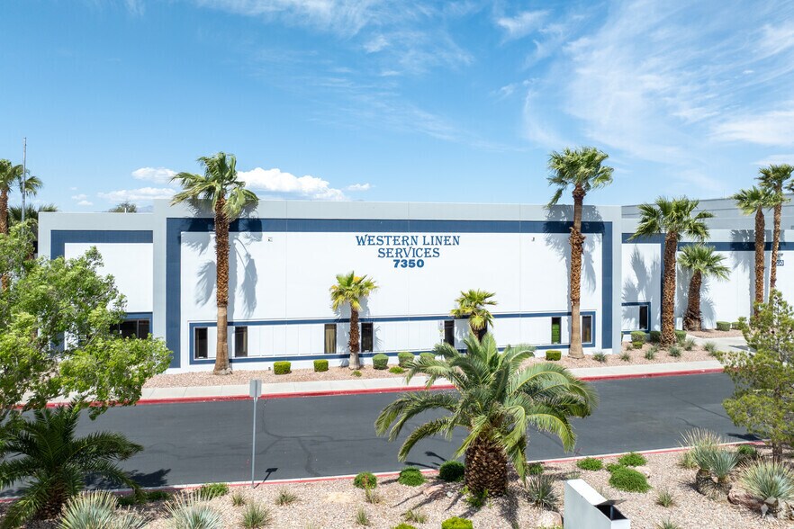 Primary Photo Of 7350 Prairie Falcon Rd, Las Vegas Warehouse For Lease