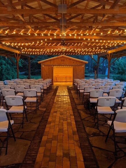 More Photos Of 46 Grove Chapel Church Rd, Winterville Specialty For Lease