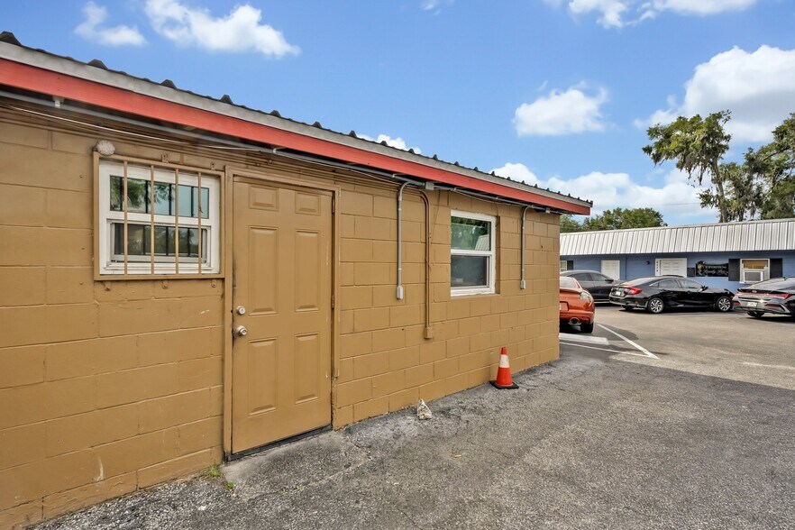 More Photos Of , Deland Unknown For Sale