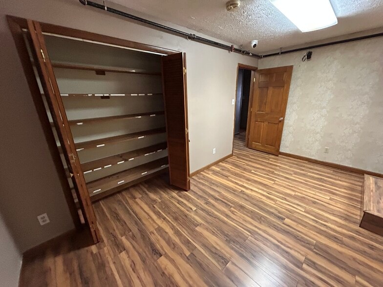 More Photos Of 198 George St, Beckley Research And Development For Lease