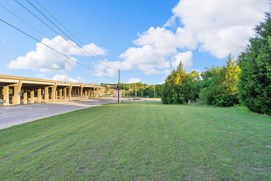 More Photos Of 901 NW 19th St, Grand Prairie Land For Sale