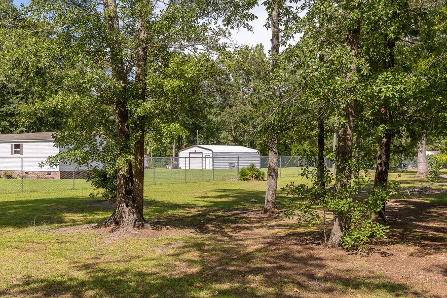 More Photos Of 399 Ireland Dr, Lumber Bridge Multifamily For Sale