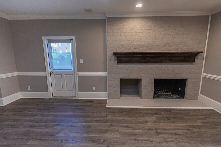 More Photos Of 5501 McNeely Dr, Raleigh Medical For Lease