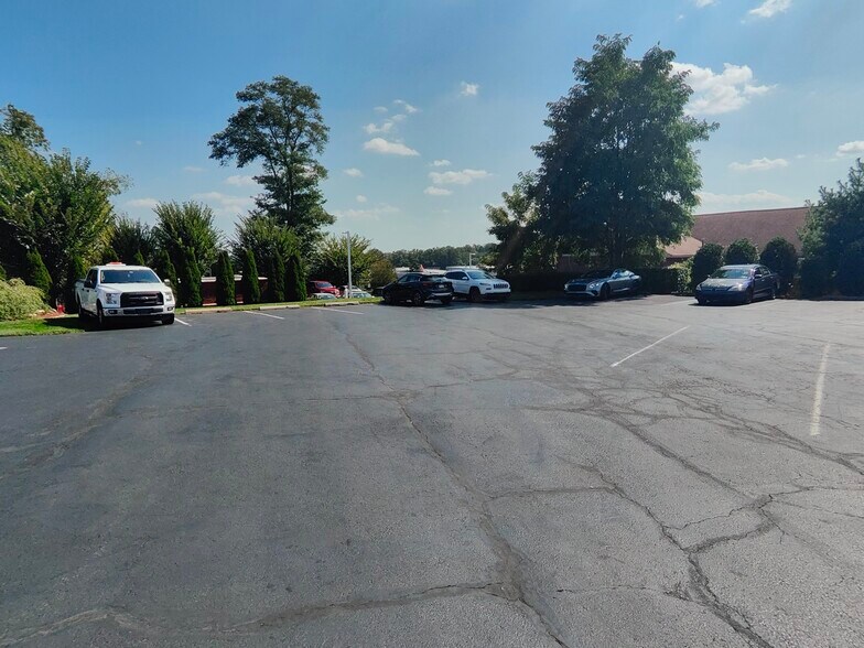 More Photos Of 909 Bustleton Pike, Feasterville Trevose Office For Lease