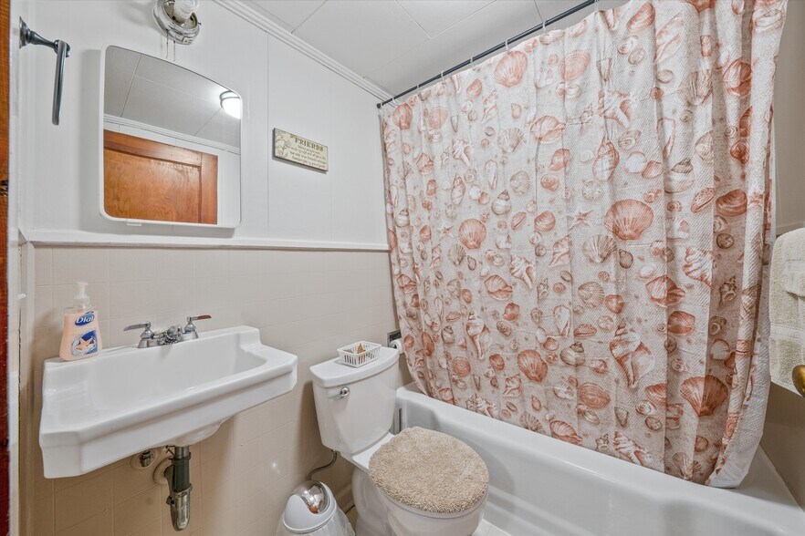 More Photos Of , Maryville Unknown For Sale