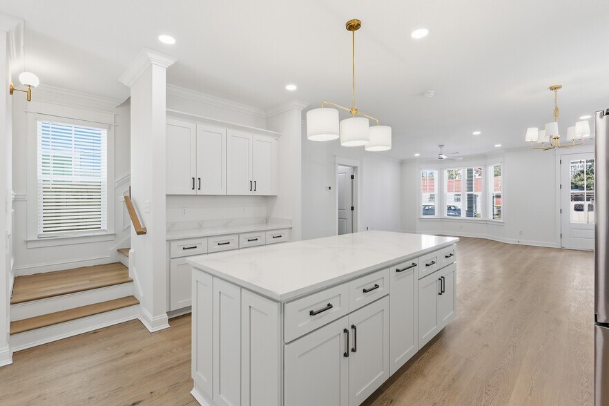 More Photos Of , Savannah Specialty For Sale