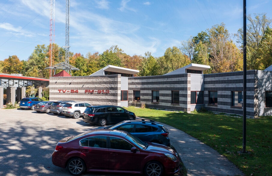 More Photos Of 8425 Peach St, Erie Radio TVTransmission Facilities For Lease