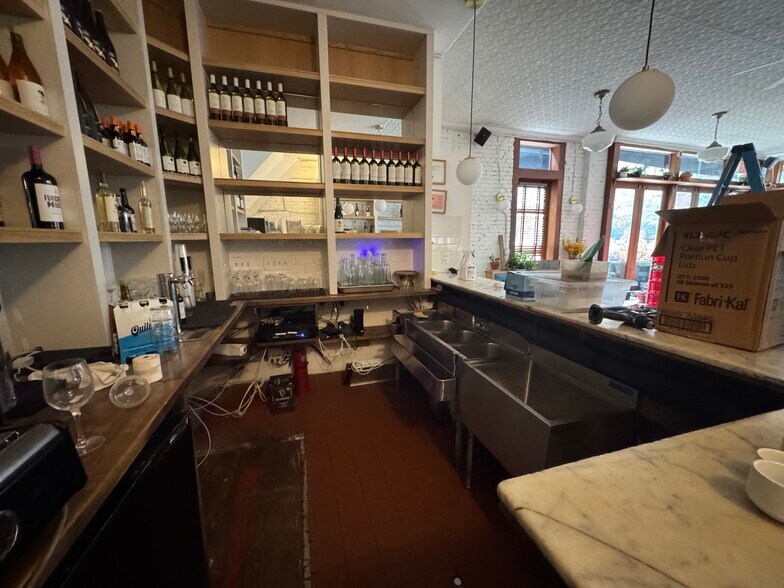More Photos Of 152 Stanton St, New York Apartments For Lease