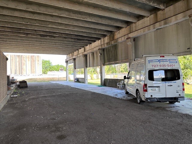 More Photos Of 761 Wesley Ave, Tarpon Springs Manufacturing For Sale