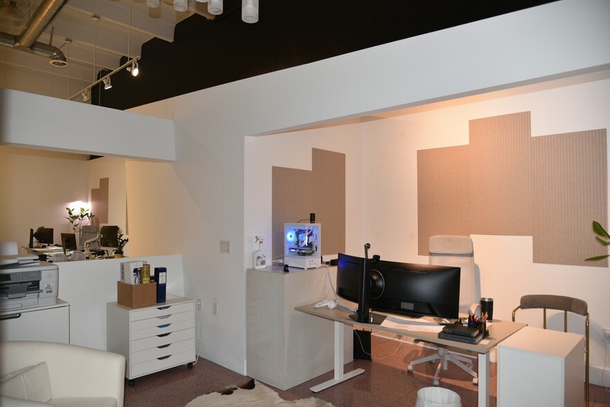 More Photos Of 2310 W 79th St, Hialeah Warehouse For Sale