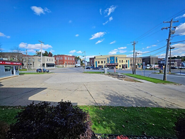 More Photos Of 116 Center St, Saint Marys Office Residential For Sale