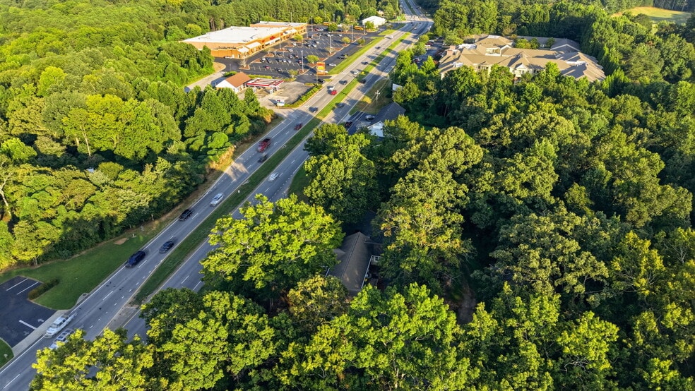 More Photos Of 3365 Thompson Bridge Rd, Gainesville Freestanding For Sale