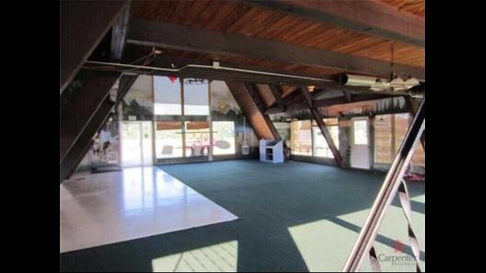 More Photos Of 9435 S State Road 243, Cloverdale Restaurant For Sale