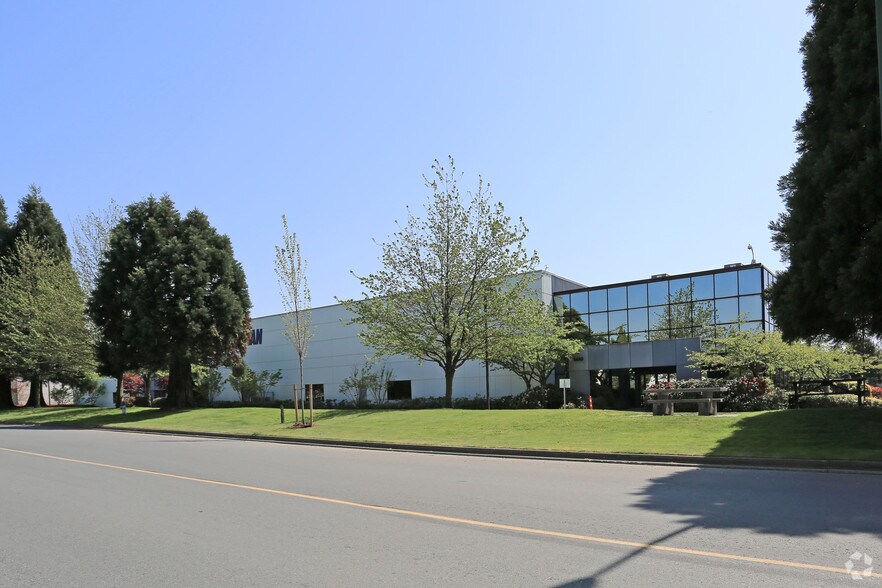 More Photos Of 1420-1440 Derwent Way, Delta Warehouse For Lease