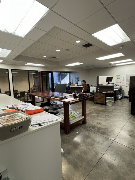 More Photos Of 4210-4212 E La Palma Ave, Anaheim Warehouse For Sale