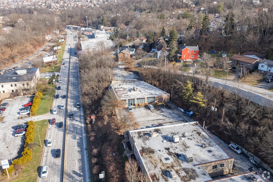 More Photos Of 2809 Banksville Rd, Pittsburgh Light Manufacturing For Lease