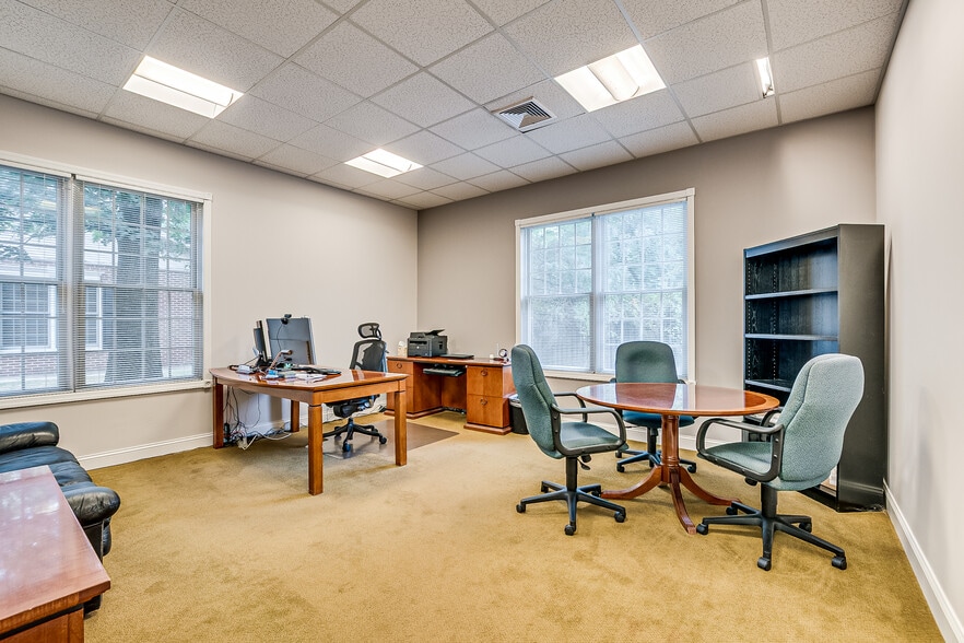 More Photos Of 1555 Ruth Rd, North Brunswick Office For Lease