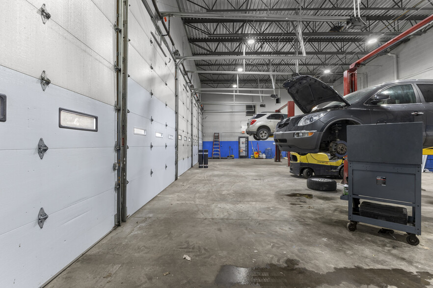 More Photos Of 14801-14835 Livernois Ave, Detroit Auto Repair For Sale