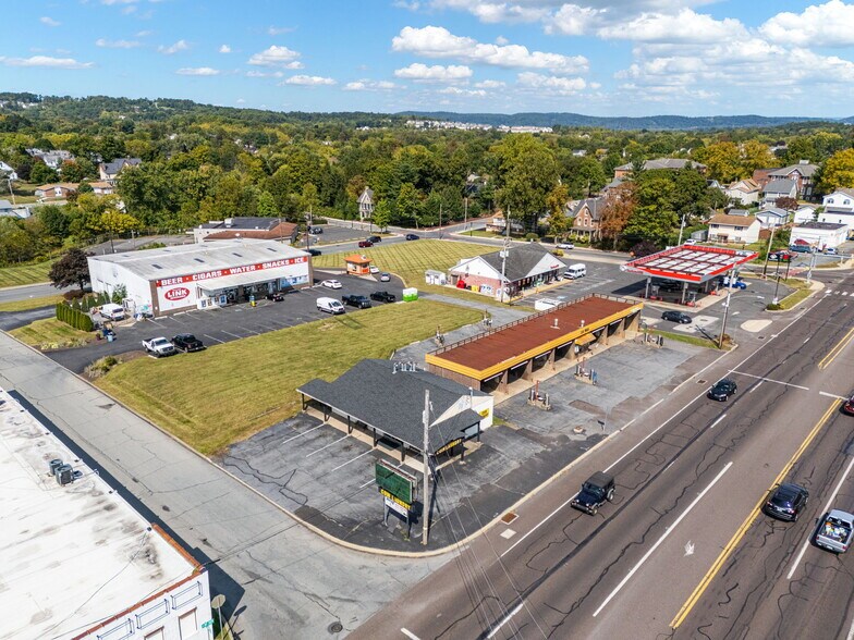More Photos Of 124 3rd St, Coopersburg Land For Sale
