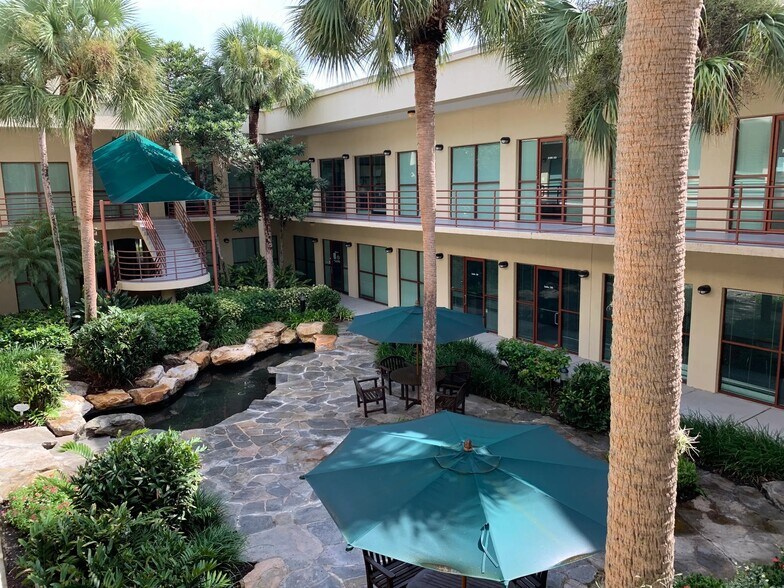 More Photos Of 2201 Cantu Ct, Sarasota Office For Lease