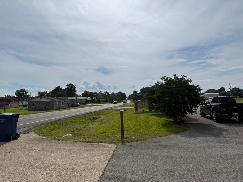 More Photos Of 11971 US 49, Marmaduke Funeral Home For Sale