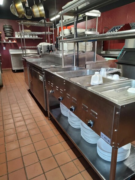 More Photos Of 3177 Seneca Tpke, Canastota Restaurant For Sale