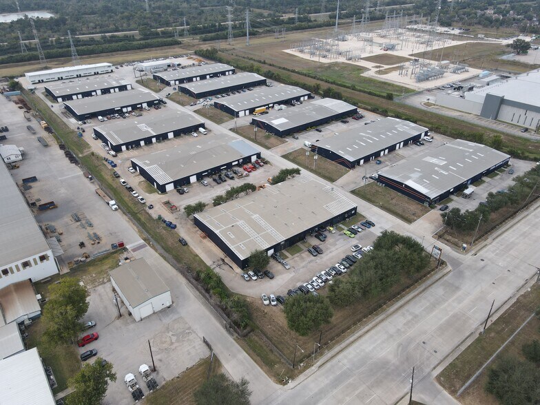 More Photos Of 2121 Brittmoore Rd, Houston Unknown For Lease