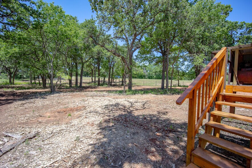 More Photos Of 1402 Veterans Memorial Hwy, Blanchard Warehouse For Sale