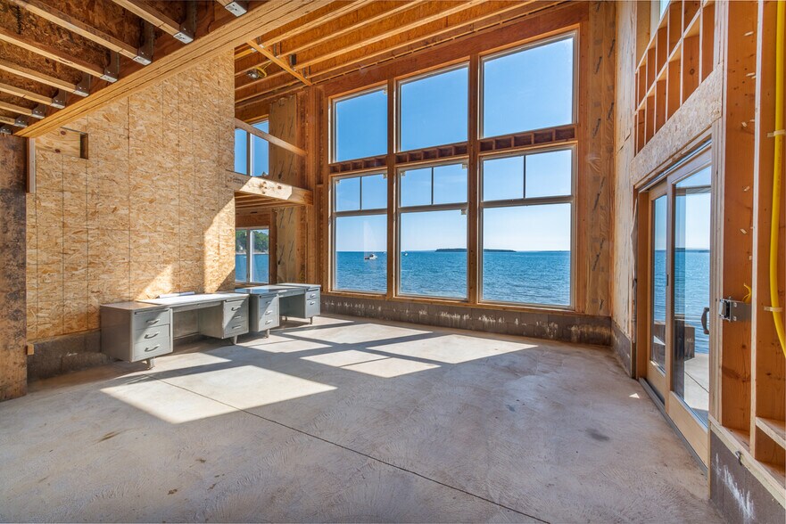 More Photos Of E3220 and E3218 State Highway M 28, Au Train Specialty For Sale