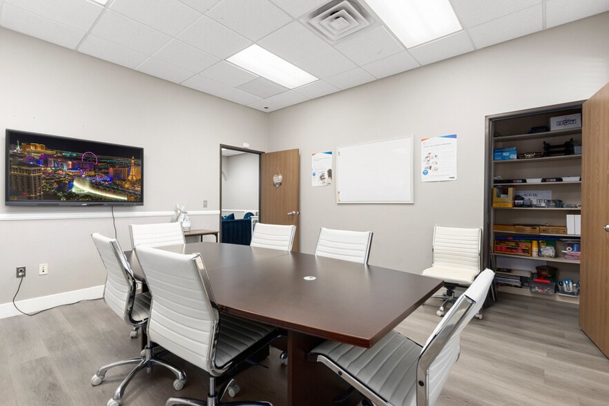 More Photos Of 7656 W Sahara Ave, Las Vegas Medical For Lease