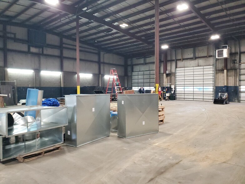 More Photos Of 1301 Raspberry St, Erie Warehouse For Lease