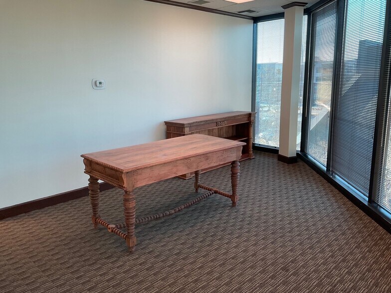 More Photos Of 303 Williams Ave SW, Huntsville Office For Lease