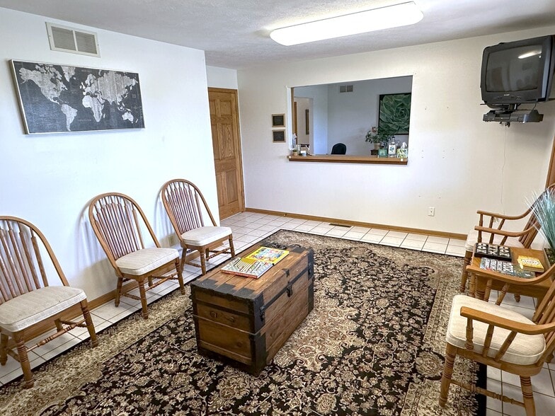More Photos Of 7550 Rote Rd, Rockford Medical For Sale