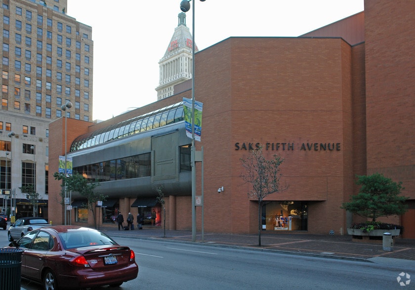 Primary Photo Of 101 W Fifth St, Cincinnati Office For Lease
