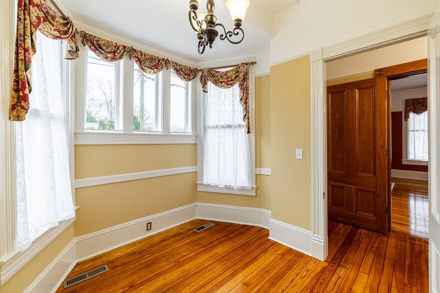 More Photos Of 892 Prince Ave, Athens Medical For Lease