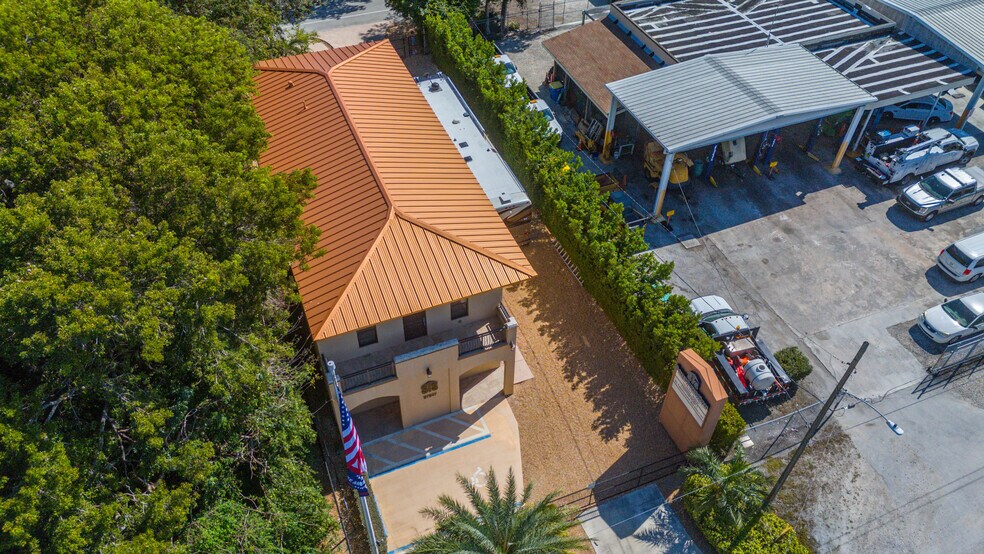 More Photos Of 87847 Overseas Hwy, Islamorada Medical For Sale