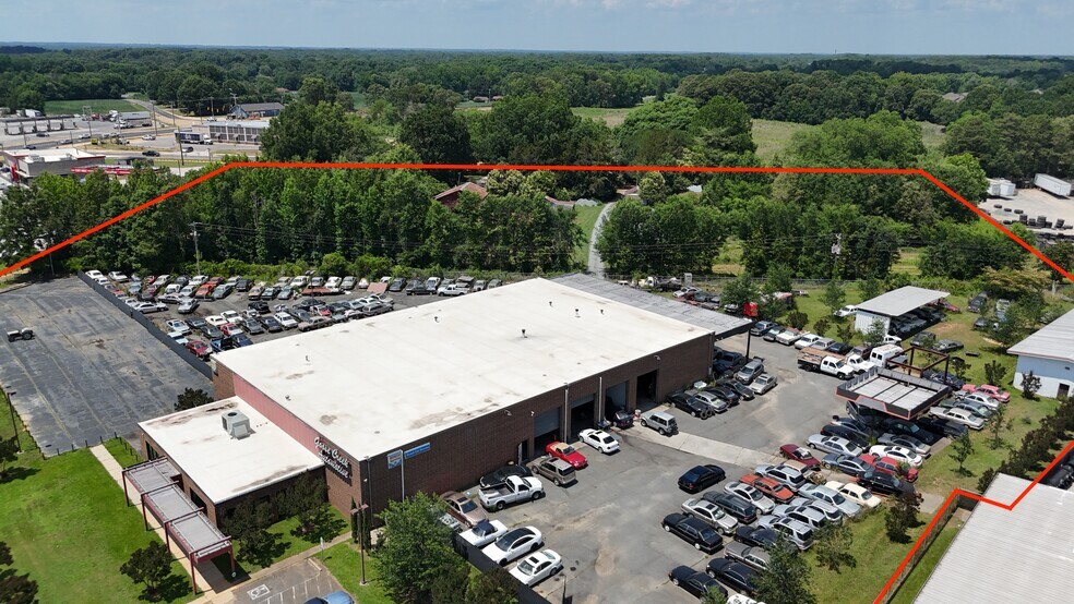 More Photos Of 4000 Highway 74 W, Monroe Auto Repair For Sale