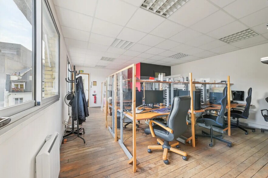 More Photos Of 20 Rue Marx Dormoy, Paris Office For Sale