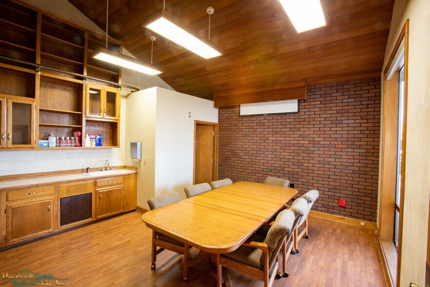 More Photos Of 2650 Edith Ave, Redding Medical For Sale