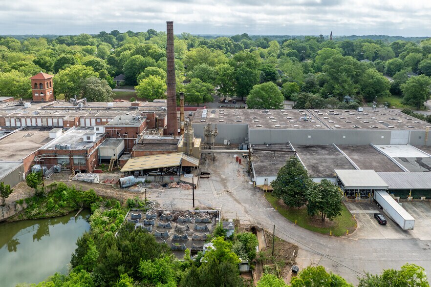 More Photos Of 1000 Elm St, Lagrange Industrial For Sale