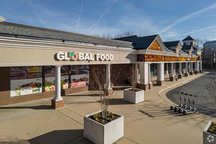 More Photos Of 1400-1470 N Beauregard St, Alexandria Unknown For Lease