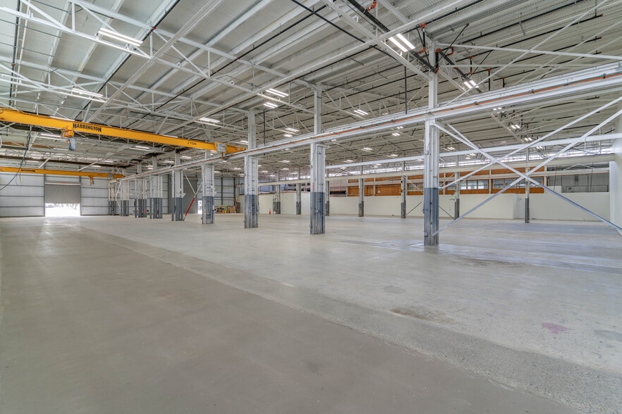 More Photos Of 2421 Blanding Ave, Alameda Manufacturing For Sale