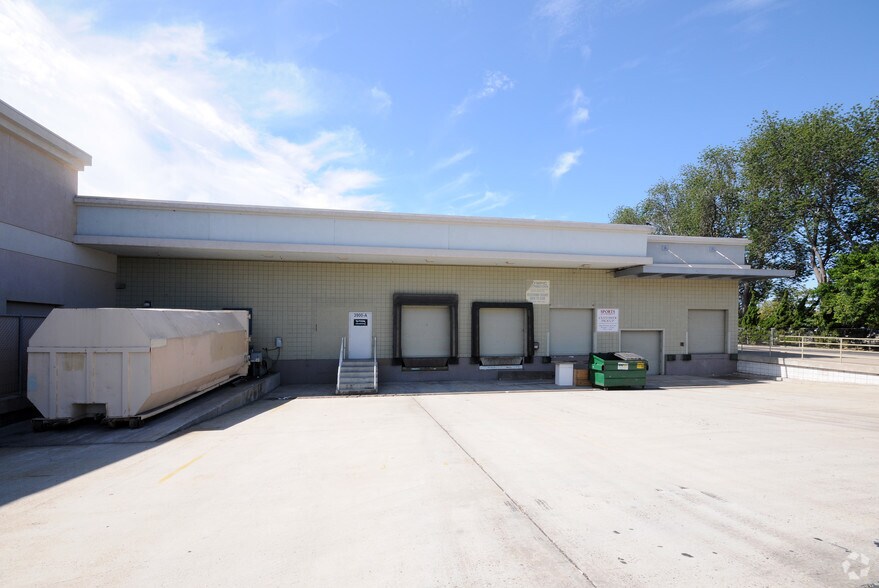 More Photos Of 3900-3940 S Bristol St, Santa Ana Unknown For Lease