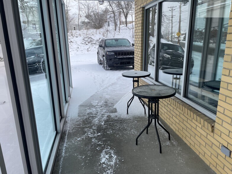 More Photos Of 1017 Highland Ave, Greensburg Restaurant For Sale