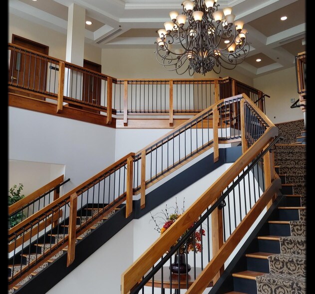 More Photos Of 3090 Electric Rd, Roanoke Medical For Lease